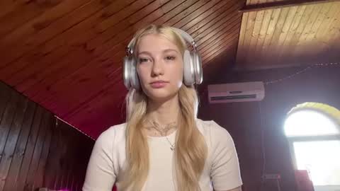 Elsa online show from June 22, 2026, 8:33 am