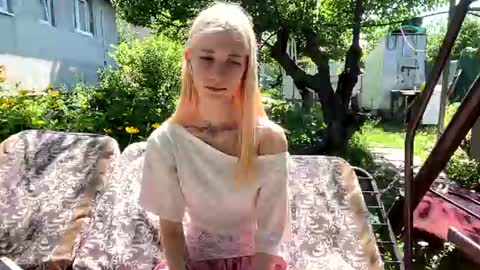 Elsa online show from August 1, 2026, 8:35 am