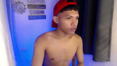 janlloyd04 online show from October 21, 2025, 9:54 am