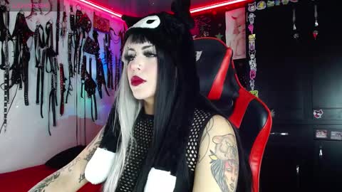      online show from January 6, 2025, 11:09 pm