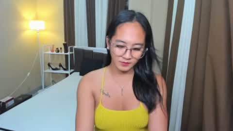 ur jannah so fuck online show from May 17, 2026, 5:09 pm