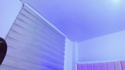 Snapshot of janne_moore chatting on May 26, 2026, 9:49 am Jane online show from May 26, 2026, 9:49 am