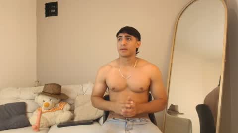 janomar01 online show from February 1, 2026, 12:37 pm