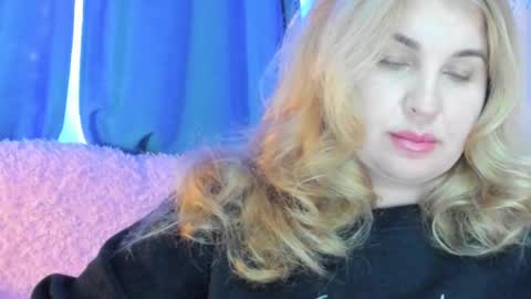 JansyLines online show from February 5, 2025, 4:14 pm