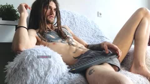 K online show from March 18, 2026, 12:41 pm