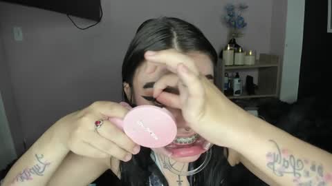 Snapshot of jas_miin chatting on May 15, 2026, 3:24 am Maria online show from May 15, 2026, 3:24 am
