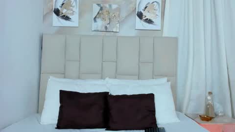 Jaslyn online show from January 3, 2025, 2:19 pm