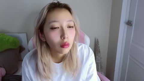 Snapshot of jasmilee chatting on February 14, 2026, 7:21 pm Jasmine online show from February 14, 2026, 7:21 pm