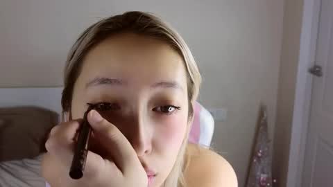 Snapshot of jasmilee chatting on February 18, 2026, 7:32 pm Jasmine online show from February 18, 2026, 7:32 pm