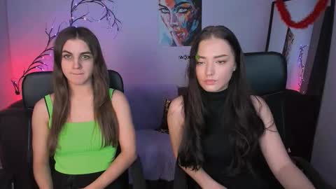 jasmin_belle online show from November 24, 2025, 1:22 pm