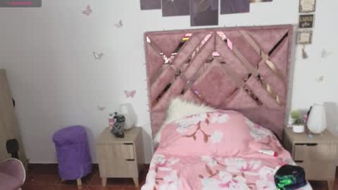 JASMINE  online show from November 18, 2025, 10:52 am