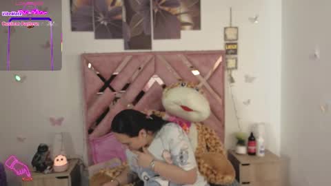 JASMINE  online show from November 29, 2025, 11:57 am