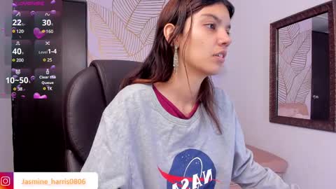 Snapshot of jasmineharris chatting on March 11, 2025, 11:44 am jasmineharris online show from March 11, 2025, 11:44 am