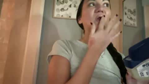 Jasmine Tate online show from October 30, 2025, 5:46 pm