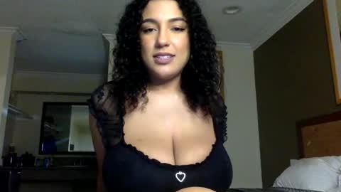 Jasmine Marie online show from January 14, 2025, 4:04 am