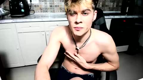 Snapshot of jason_marz chatting on January 23, 2025, 7:54 am JasoN online show from January 23, 2025, 7:54 am