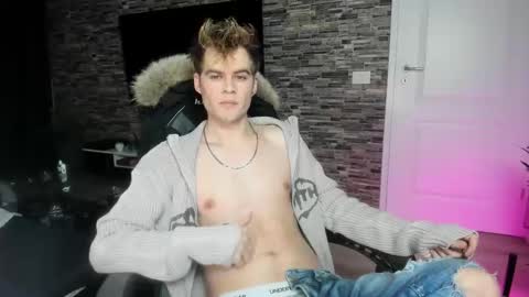 Snapshot of jason_marz chatting on March 22, 2026, 6:11 pm JasoN online show from March 22, 2026, 6:11 pm