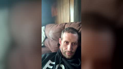 Snapshot of jasonlampl40 chatting on May 21, 2026, 11:06 am jasonlampl40 online show from May 21, 2026, 11:06 am