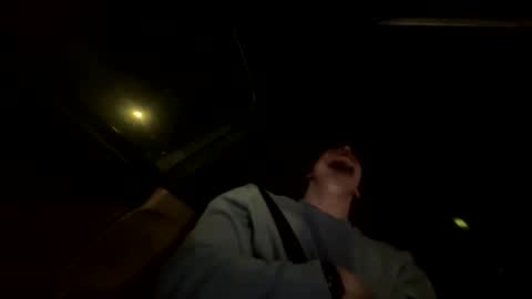 itshis10inchesforbitches online show from December 18, 2025, 1:33 am