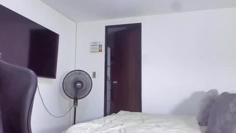 JBrooksXx online show from February 15, 2025, 9:59 pm