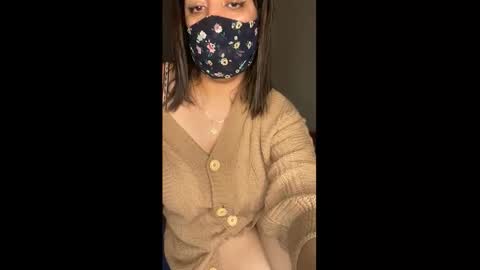 Jassmina  online show from November 17, 2025, 7:19 pm