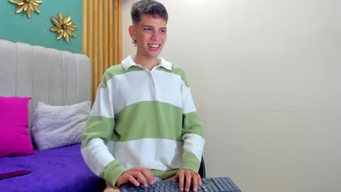 Snapshot of jasson_smit chatting on December 26, 2024, 3:42 pm J A S S O N online show from December 26, 2024, 3:42 pm
