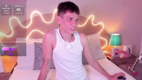 Snapshot of jasson_smit chatting on September 30, 2025, 8:03 pm J A S S O N online show from September 30, 2025, 8:03 pm