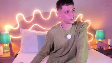Snapshot of jasson_smit chatting on October 4, 2025, 8:29 pm J A S S O N online show from October 4, 2025, 8:29 pm