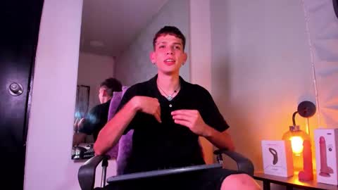 Snapshot of jasson_smit chatting on October 17, 2025, 1:31 am J A S S O N online show from October 17, 2025, 1:31 am