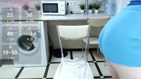 jassyjassypaw online show from December 5, 2025, 6:15 pm