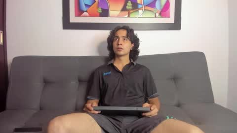 Snapshot of jave_rave chatting on November 17, 2025, 12:33 pm jave_rave online show from November 17, 2025, 12:33 pm