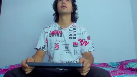 Snapshot of jave_rave chatting on November 18, 2025, 11:47 am jave_rave online show from November 18, 2025, 11:47 am