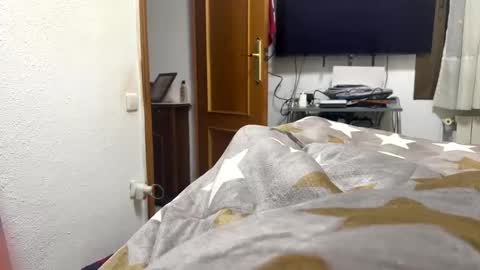 javibcn205764 online show from April 4, 2026, 4:00 am