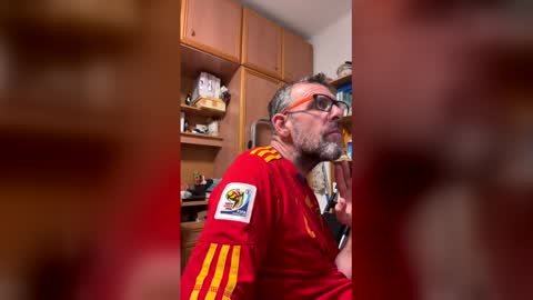 javibcn205764 online show from April 4, 2026, 11:46 pm