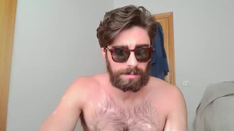 javichu337 online show from April 1, 2026, 2:14 pm