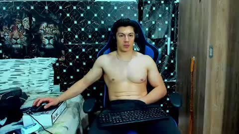 Snapshot of javiersexymann chatting on May 5, 2026, 4:31 am Javier online show from May 5, 2026, 4:31 am
