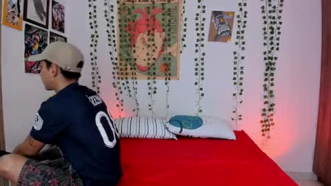 Snapshot of jaxjinx_ chatting on March 31, 2026, 12:05 pm Jax and Jinx online show from March 31, 2026, 12:05 pm