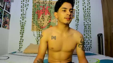 Snapshot of jaxjinx_ chatting on April 13, 2026, 12:38 am Jax and Jinx online show from April 13, 2026, 12:38 am