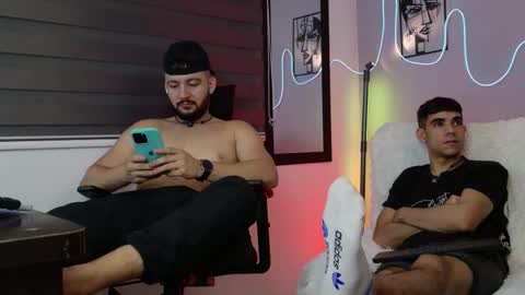 Snapshot of jaxon_blaze chatting on November 24, 2025, 10:53 pm Jaxon online show from November 24, 2025, 10:53 pm