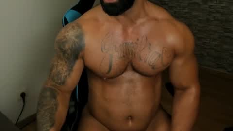 Snapshot of jaxonhunk chatting on June 10, 2026, 8:19 pm JaxonHunk online show from June 10, 2026, 8:19 pm