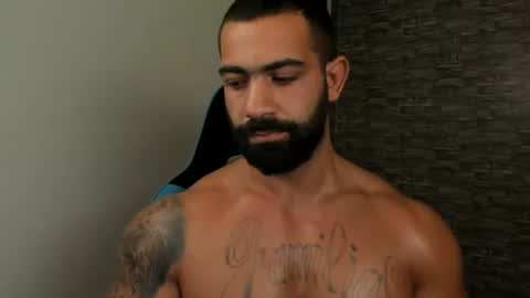 Snapshot of jaxonhunk chatting on June 17, 2026, 2:03 am JaxonHunk online show from June 17, 2026, 2:03 am