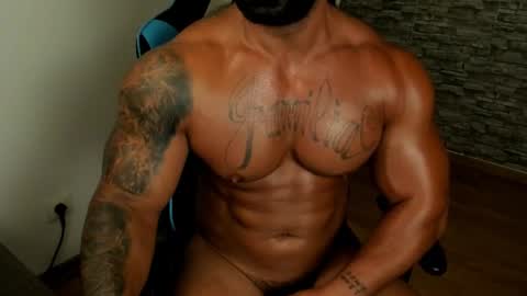 Snapshot of jaxonhunk chatting on July 14, 2026, 1:19 am JaxonHunk online show from July 14, 2026, 1:19 am