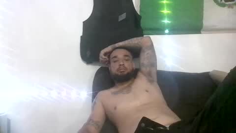 jay594025 online show from October 7, 2025, 9:28 am