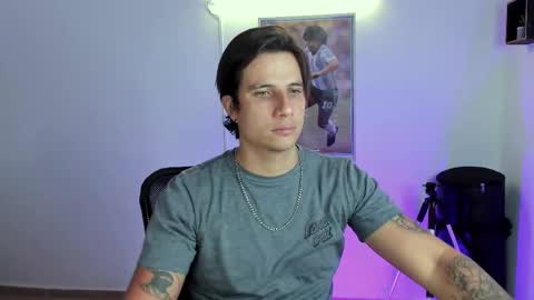 Jay Alvarrez online show from September 12, 2025, 11:04 pm