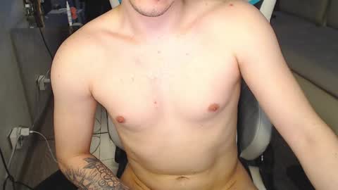 Snapshot of jayce_icestone chatting on March 12, 2025, 2:52 am Jayce online show from March 12, 2025, 2:52 am