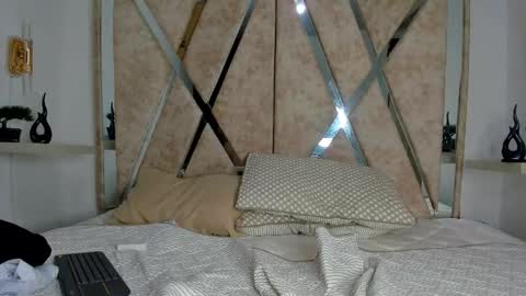 jayd_muscle online show from October 29, 2025, 6:04 am