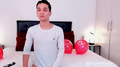 Jaylen and duke online show from December 22, 2025, 11:07 am