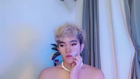 jaysee_hugecox online show from May 21, 2026, 6:59 pm