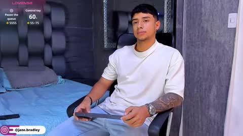 jaze_bradley online show from October 18, 2025, 11:33 am