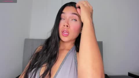 Jazly  online show from May 26, 2026, 2:35 pm